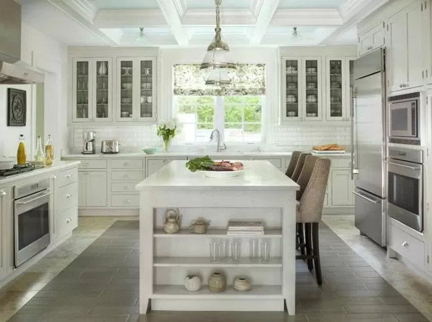 Дизайн интерьера кухни на даче: 10 советов по оформлению